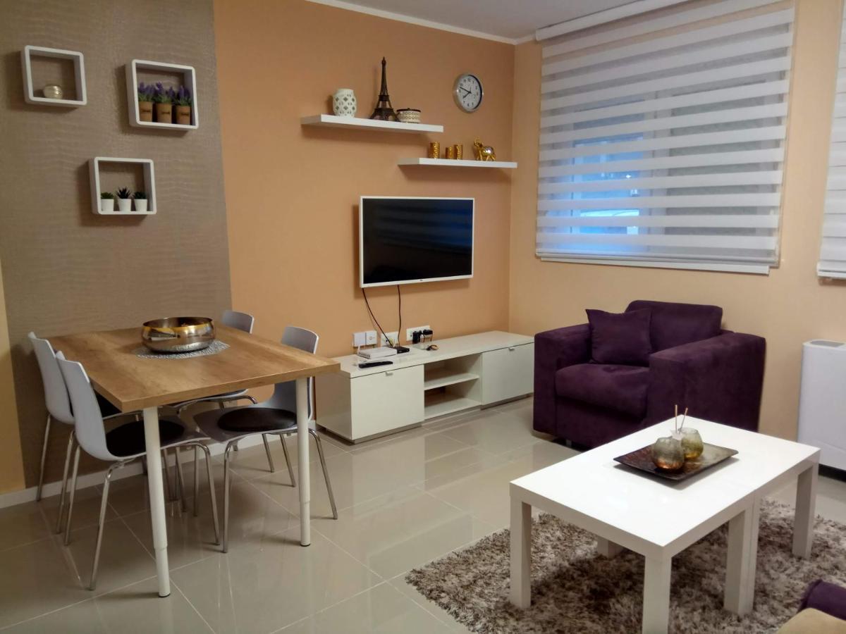 Apartment Cherry Gold زرنيانين المظهر الخارجي الصورة
